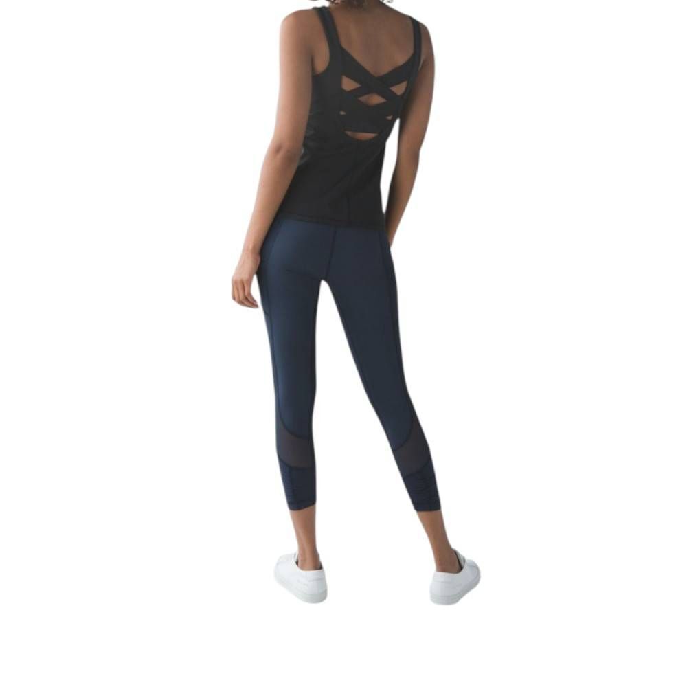 LULULEMON ATHLETICA Rise And Flow Tank Size 4